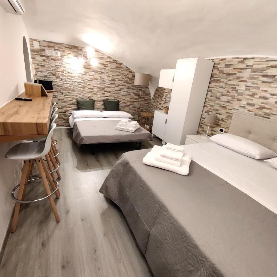 Il Salotto Di Napoli - Guest House Buitenkant foto